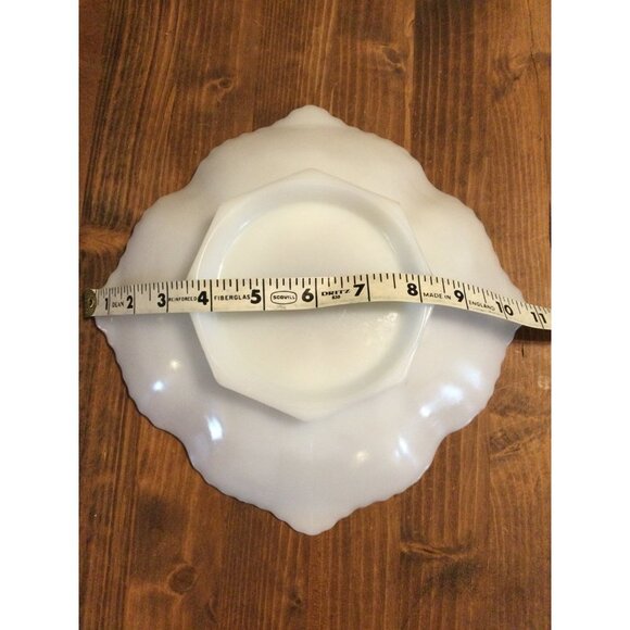 Anchor Hocking milk glass serving bowl fruit grapes white gold trim pedestal - Picture 10 of 11